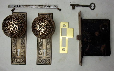 Antique Set EASTLAKE VICTORIAN AESTHETIC Backplates Door Knob Mortise Lock w Key Cover
