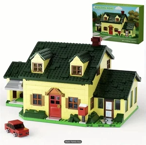 Family Guy House Brick Kit – It’s Our Freakin’ House! 1257pcs Fun! - Picture 1 of 7