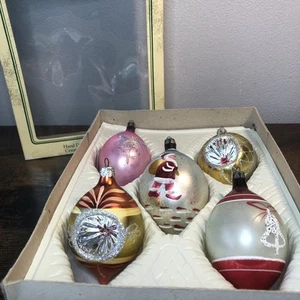 Vintage Christmas Classics Glass Hand Decorated Glass Ornaments Set 5 - Picture 1 of 21