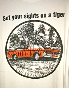 T-shirt Pontiac GTO Set Sight On Tiger Pontiac Wichita Car Club L Large Tigerpaw - Foto 1 di 4