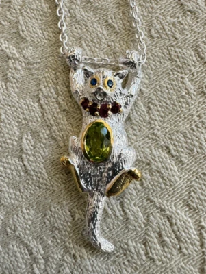 Silver Art Cat with Gold plated accents Peridot Ruby - Image 1 of 4
