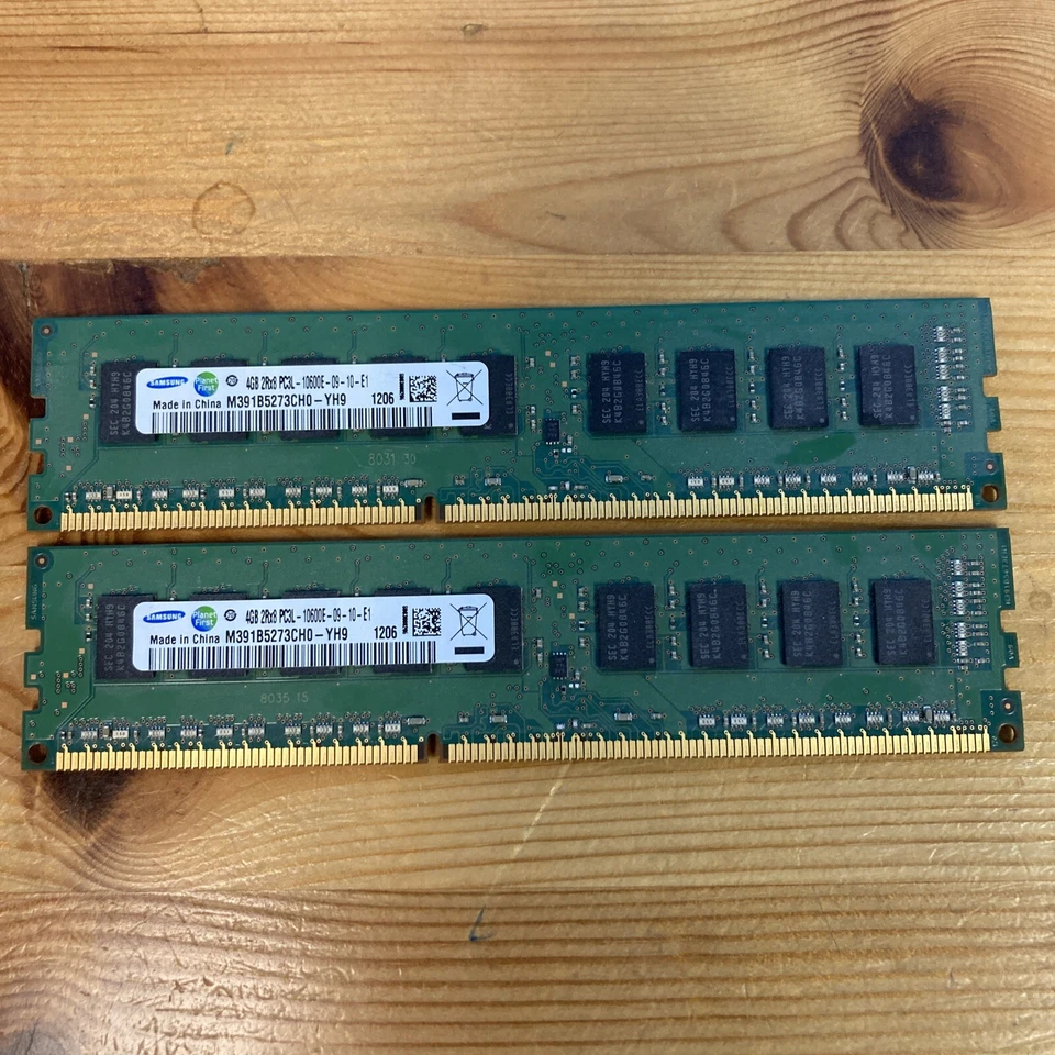 ECC Unbuffered Memory IBM 49Y1422 4GB x1 PC3L-10600E M391B5273CH0-YH9 DIMM 240p - Image 1 of 4