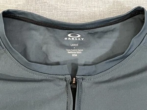 Oakley Men's Size L Dark Slate Radskin Shell Water Repellent Jacket 1.6 EUC - Picture 1 of 7