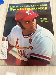 Sports Illustrated April 10 1972 St.Louis Cardinal's Joe Torre - Picture 1 of 3