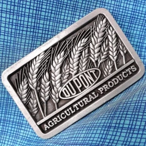 Dupont Agri Promo Dress Belt Buckle Farm Products Wheat Vtg 90s Pewter .DBD893 - Picture 1 of 7