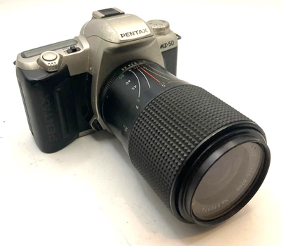 Pentax MZ-50 35mm SLR Film Camera + 80–200mm f/3.5–4.5 Macro Lens Made in Japan - Image 1 of 4