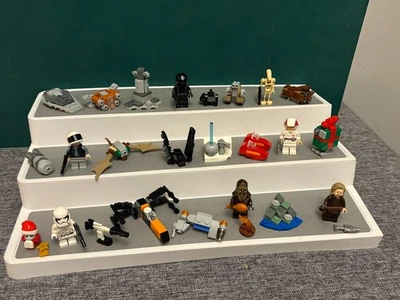 LEGO Star Wars set 75245 - Advent Calendar 2019 ALL Mini Figures & Mini Builds - Image 1 of 4