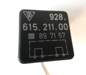 Fiche de codage pont relais Porsche 928 S 92861521100 - Photo 1/2