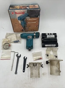 MAKITA Akku-Trimmer Oberfräse 3700D 7,2V mit OVP Anleitung Schraubenschlüssel - Bild 1 von 11