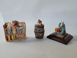 3 Peter Fagan Cat Figurines Book Case Barrel Gifts Scotland - Picture 1 of 9