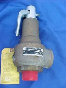 CONBRACO PRESSURE SAFETY VALVE 1 1/2" 19-602-40 SF - Picture 1 of 6
