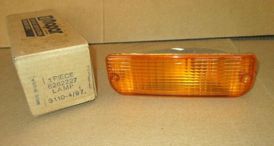NOS Mopar 5262227 left park lamp 1991 1992 1993 1994 1995 Dodge Spirit - Image 1 of 1