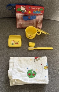 Vtg! Sanrio Hello Kitty Wash Up Kit Bathroom Set 1976 Towel Cup Toothbrush Soap - Picture 1 of 15