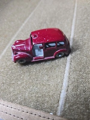 W577-MATCHBOX LESNEY No17C AUSTIN TAXI CAB.SPW - Image 1 of 4