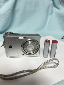 GE Smart Series A830 8.0 MP Digital Camera - SILVER - Picture 1 of 4