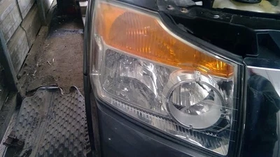 乘客右灯适用于 08-15 ARMADA 107340 — 第 1/4 张图片