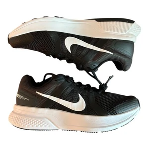 Nike Women’s Run Swift 2 Black White Running Shoes Size 7.5 - CU3528-004 - Picture 1 of 11