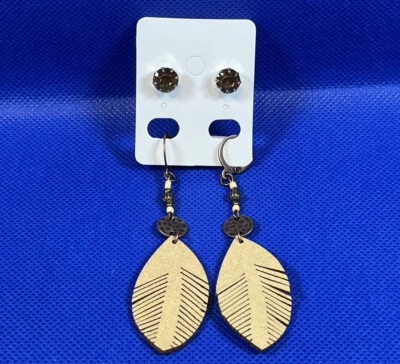 Juego de 2 pendientes colgantes de bronce con cuentas de plumas de hoja y topacio de cristal Foto 1 de 3