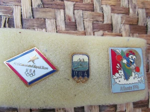 Olympiade Atlanta 1996 Kajak Anstecknadeln - drei - Bild 1 von 2