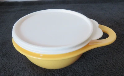 TUPPERWARE Mini-Max Ciotola - 600 ml - Giallo - NUOVO - Immagine 1 di 3