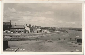 Cumbria: Der Hafen, South Quay & Mandle's Slate Yard, Maryport. RP PC - Bild 1 von 3
