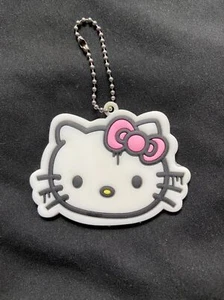 Hello Kitty Forever 21 lg rubber head keychain Sanrio + free bracelet - Picture 1 of 3