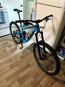 Transition Patrol 2017 Large 27.5 Mountain Bike - Picture 1 of 9