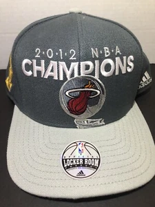 Lebron Wade Miami Heat Adidas 2012 NBA Champs Official Locker Room Snapback Hat - Bild 1 von 5