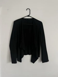 Zara Faux Suede Black Open Front Waterfall Cropped Cardigan Size Medium Soft - Bild 1 von 3