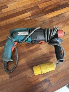 Makita HR2410 Rotary SDS Hammer Drill 680W 110V Site Drill Used Working Order - Picture 1 of 1