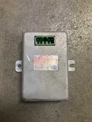 1978 Toyota Pickup Emissions Control Unit (89550-14150) - Image 1 of 4