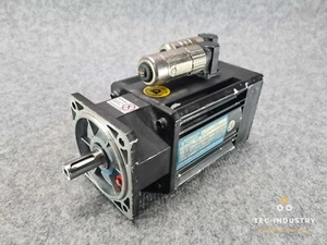 BAUMÜLLER TIPO DSG 45-M Schw.R. Servomotor I 1400820/350.0151.3.00-6 I 0,94 kW - Imagen 1 de 8