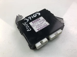 LEXUS RX U3 Steuergerät 89222-48010 13990231 - Picture 1 of 4