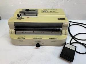 Insertore Akiles Finish@Coil-E1 con crimpatrice e pedale S8131 - Foto 1 di 9