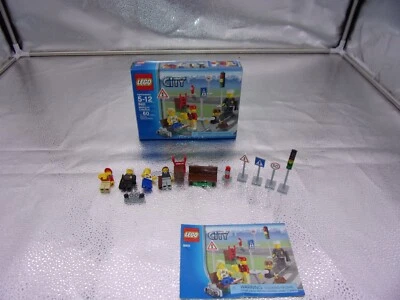 LEGO City Minifigura Colección Set 8401 Completo con Manual  Foto 1 de 2