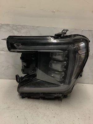 FARO LED IZQUIERDO GMC YUKON 2021 2022 2023 RECAMBIO USADO Foto 1 de 4