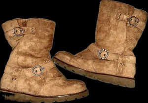UGG Noira Lammfell Wildleder Stiefel Damen US 7 Kastanie halbhohe Schnalle - Bild 1 von 6