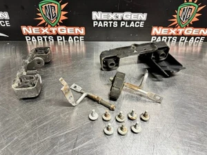 2015 CHEVROLET SILVERADO 2500HD EXHAUST HANGERS OEM #933 - Picture 1 of 9