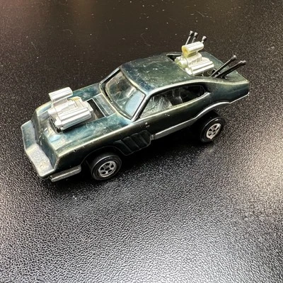 Topper Johnny Lightning 1970 Mad Maverick carro fundido verde escuro vintage - Imagem 1 de 4