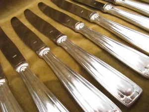 11 couteaux à dessert métal argenté F Frionnet art deco dessert knives lb - Foto 1 di 12