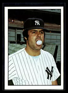 1975 SSPC Baseballkarte New York Yankees #11 Lou Piniella neuwertig + MENGE verfügbar - Bild 1 von 2