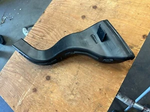 18-22 Land Rover Range Rover Sport Front Left Brake Caliper Cooling Air Duct OEM - Picture 1 of 5