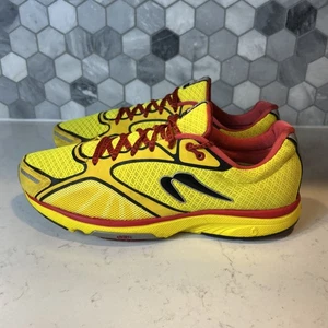 Scarpe da Tennis Uomo Newton Gravity III 10.5 Giallo Rosso Sneaker da Corsa Atletica - Foto 1 di 21