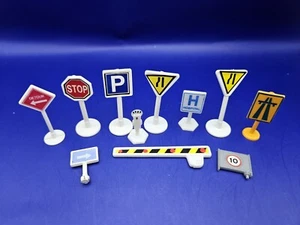 Plastic Construction Site Traffic Road Signs Cones Mixed Lot Of 2"-3" + Figures - Picture 1 of 22