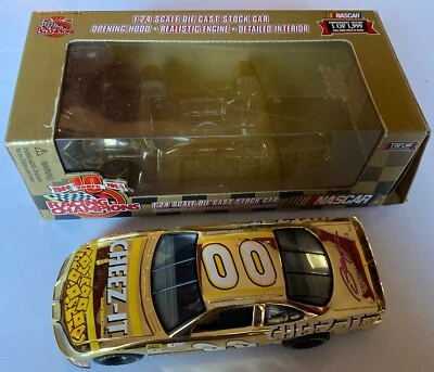 RACING CHAMPIONS 1999 LARRY PEARSON #00 PONTIAC CHEEZ-IT NASCAR 1:24 GOLD - Image 1 of 4