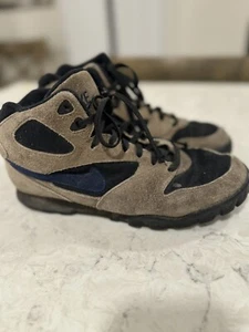 Nike Caldera Size 7 US Brown Suede Hiking Boots 940305-IB Vintage 94' - Picture 1 of 8
