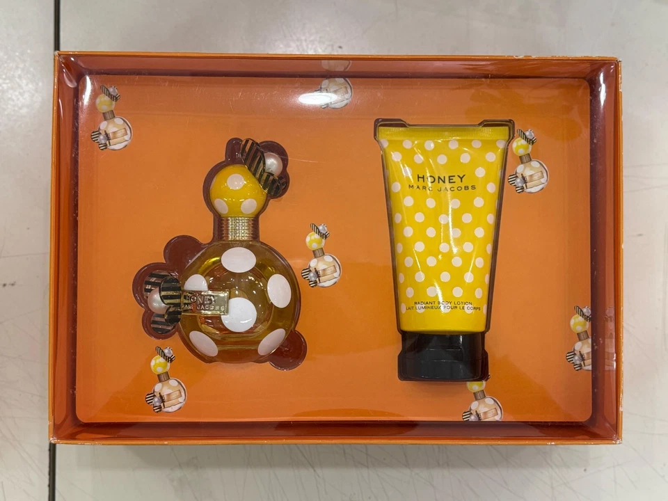 Perfume Honey by Marc Jacobs EDP 3.3/3.4 oz y loción corporal 3.4 oz (y 1 perfume gratis Foto 1 de 1