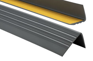 Nez de marche profil d’angle PVC autoadhésif  50x40mm antidérapant 70 - 200cm