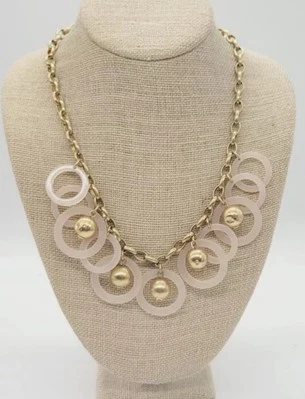 J. Collar Crew Nuevo con Etiquetas Lucite Circle y Bola Tono Dorado Foto 1 de 4