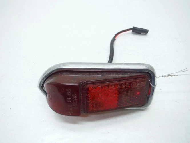 1987 JAGUAR XJ6 A/T PASSENGER RIGHT REAR MARKER LIGHT OEM 1984 1985 1986  - Image 1 of 1